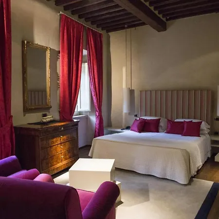 Villa La Contessa, On The Pure & Green Hills Of