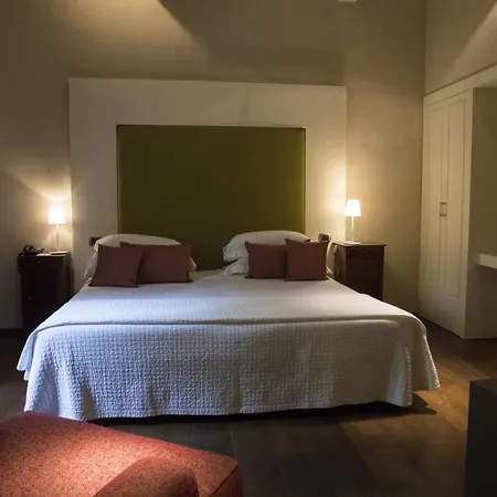 La Contessa, On The Pure & Green Hills Of Villa