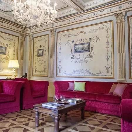 La Contessa, On The Pure & Green Hills Of Villa